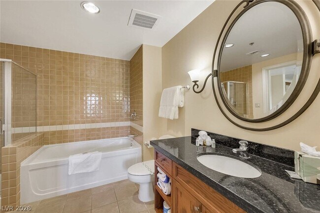 Building Photo - 30 Strada Di Villaggio