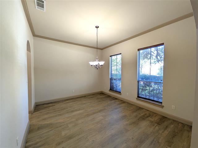 Building Photo - 2137 Langdon Dr