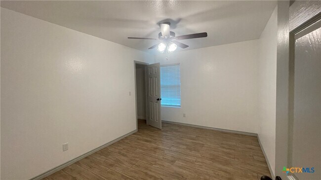 Building Photo - 2412 Duntov Dr