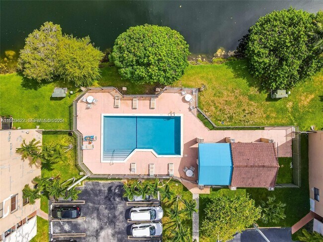 Building Photo - 10229 NW 9th St