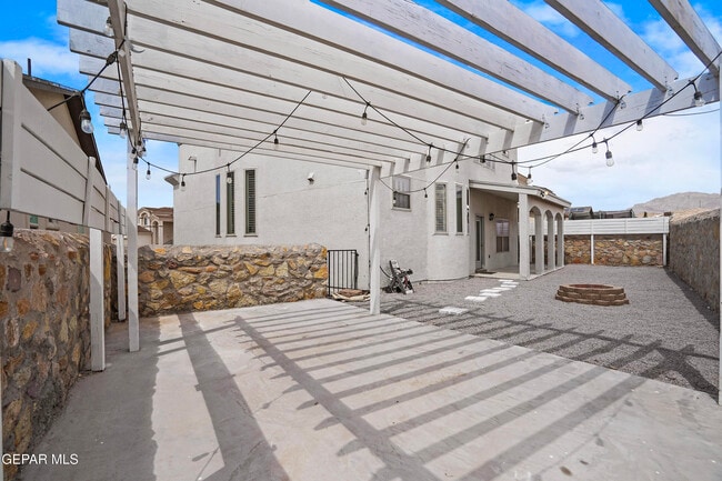 Building Photo - 408 Indigo Ct