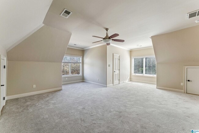 Building Photo - 2005 Lake Heather Dr