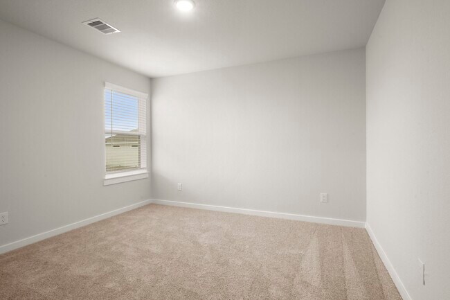 Building Photo - 8619 Blueberry Ash St