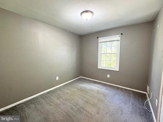 Building Photo - 16611 Geddy Ct