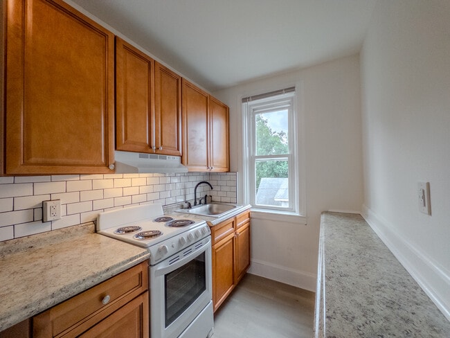 Two Bedroom Apartment | Folcroft Courts - Folcroft Courts Apartments
