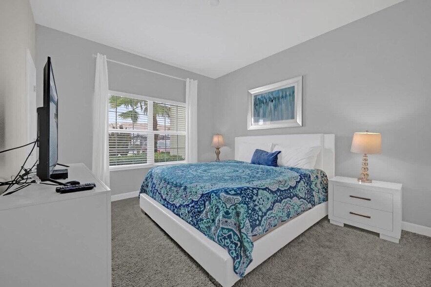 Building Photo - 8915 Stinger Dr
