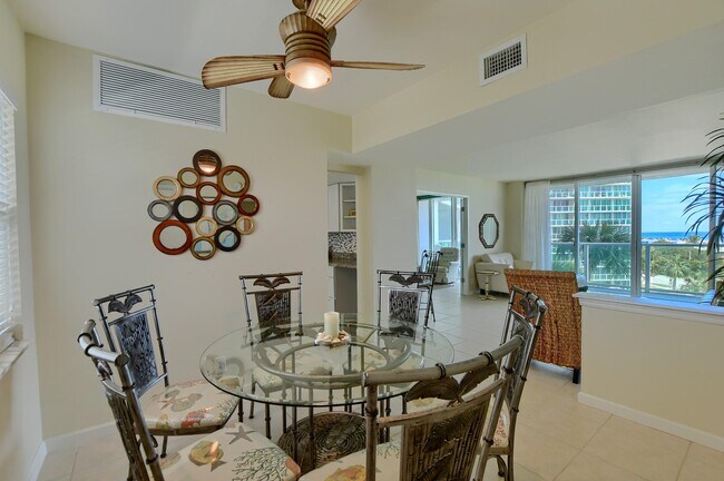 Building Photo - 333 NE 21st Ave