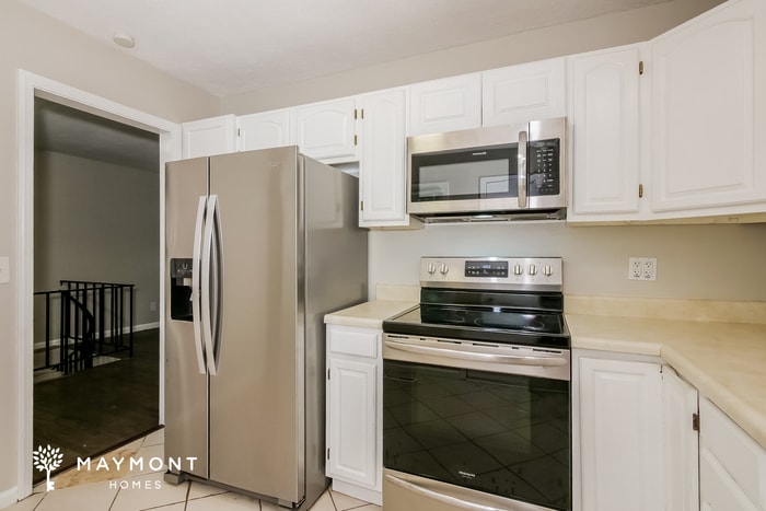 Building Photo - 7906 W 87th St