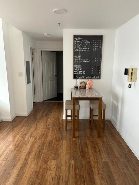 Building Photo - 2 Constitution Ct