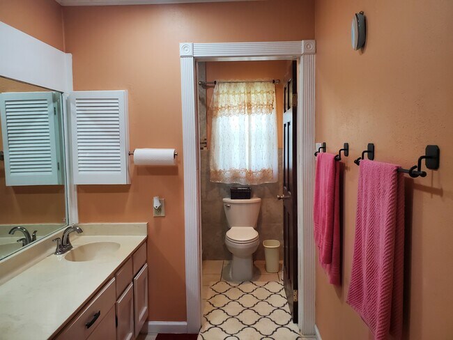 Building Photo - 8423 Tuxford