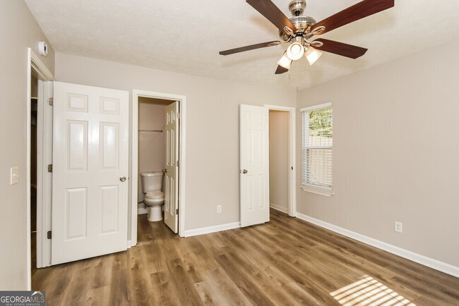 Building Photo - 113 Colemans Bluff Dr