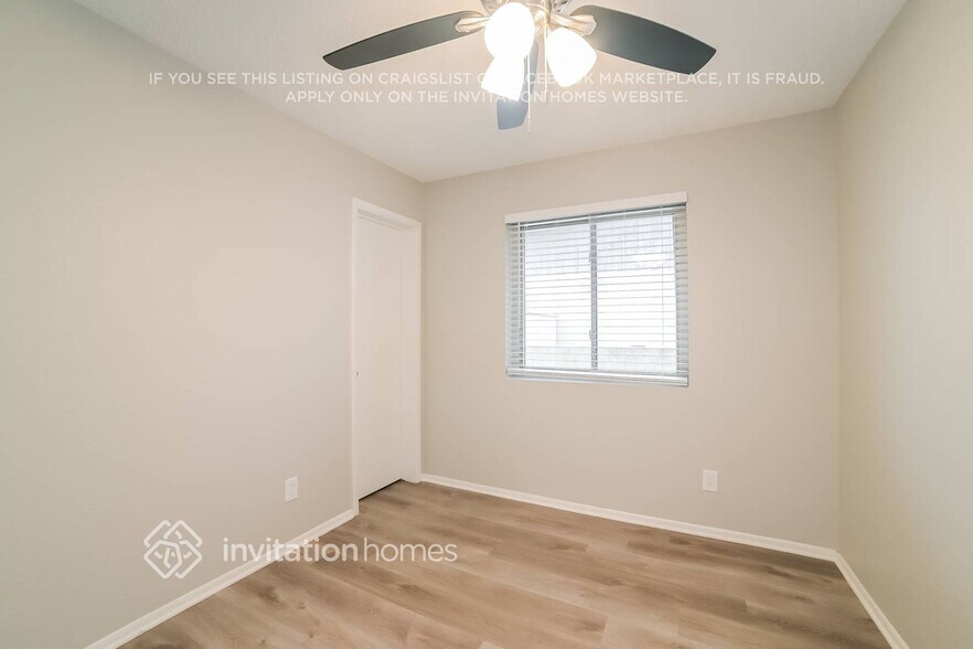 Building Photo - 4454 N 105th Ave