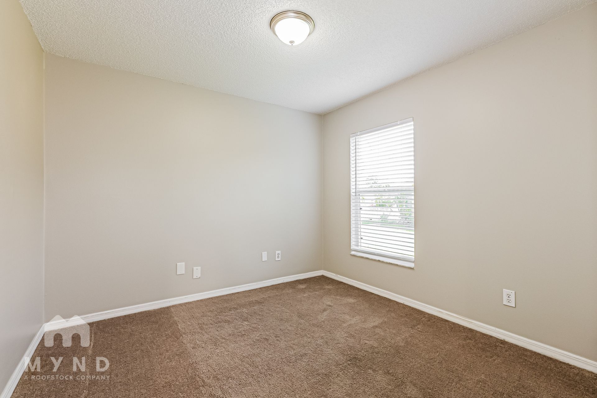 Building Photo - 8150 Tom Sawyer Dr