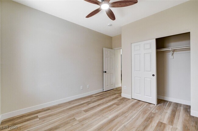 Building Photo - 177 Rocky Star St