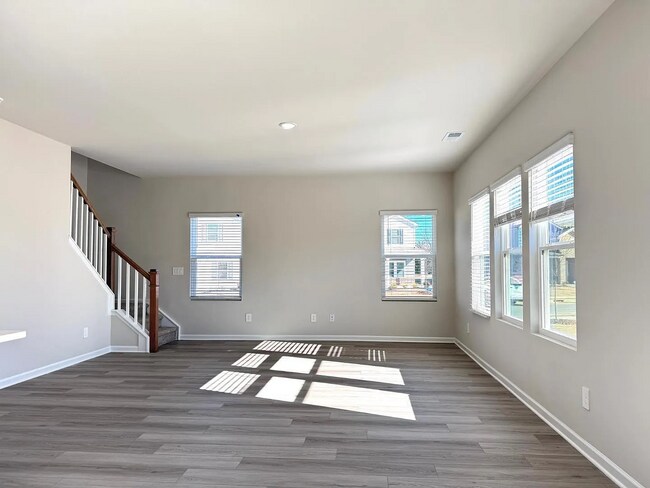 Building Photo - 4 Bedroom Single Family for Rent