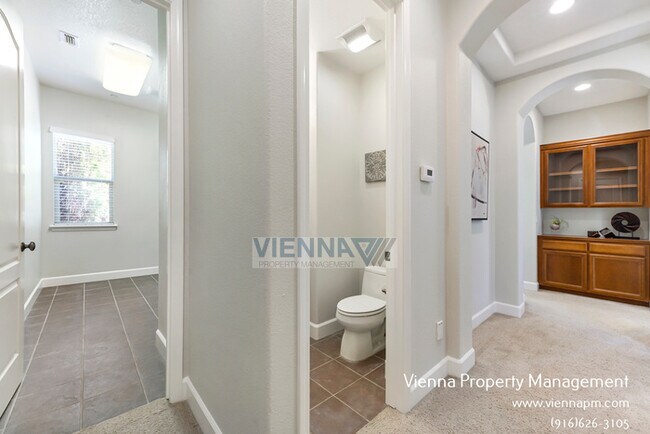 Building Photo - Beautiful 4 Bedroom Home in Catta Verdera