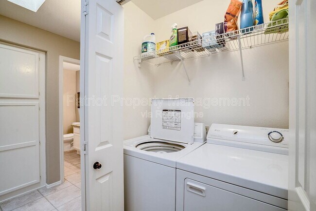 Building Photo - 9520 N 105th St