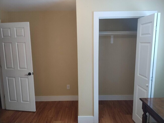 Building Photo - 4365 Comanche Dr