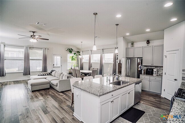 Primary Photo - 688 Bridgestone Way