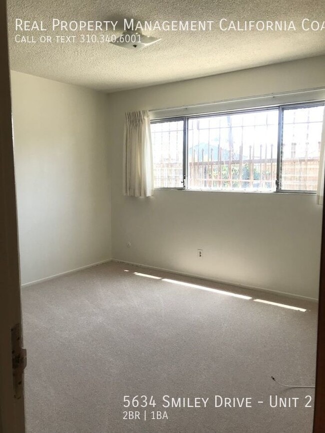 Building Photo - 5634 Smiley Dr