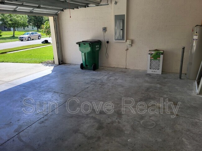 Building Photo - 7607 Mariners Harbour Dr