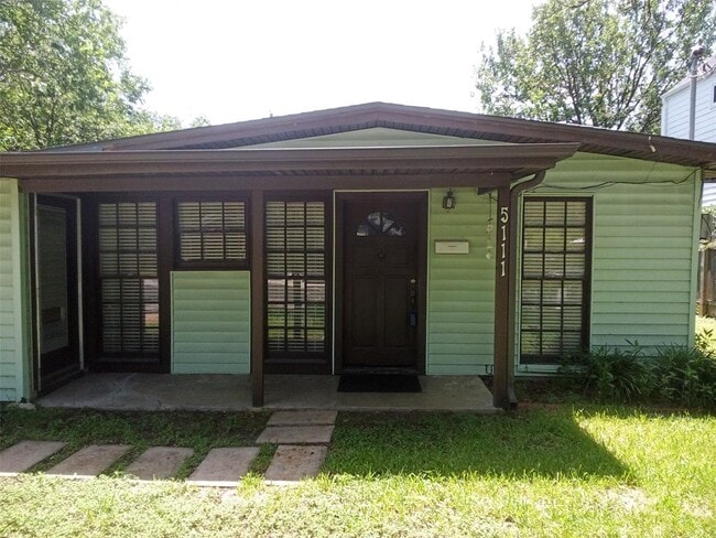 Building Photo - 5111 Woodrow Ave