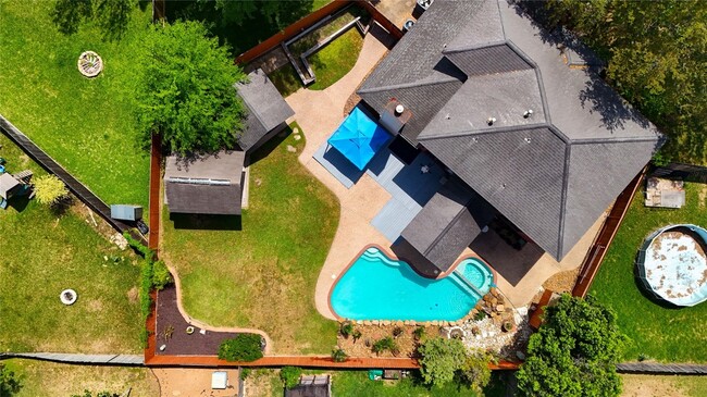 Building Photo - 3310 Little Farms Ct