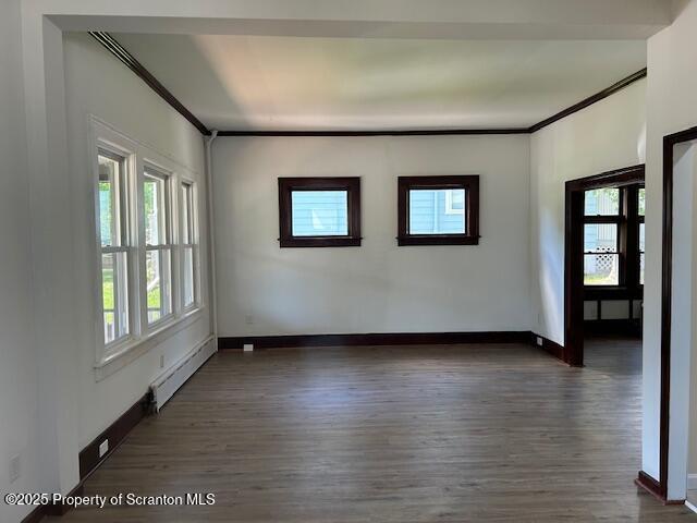 Building Photo - 514 Miles Ave