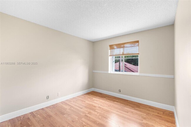 Building Photo - 4490 Foxtail Ln