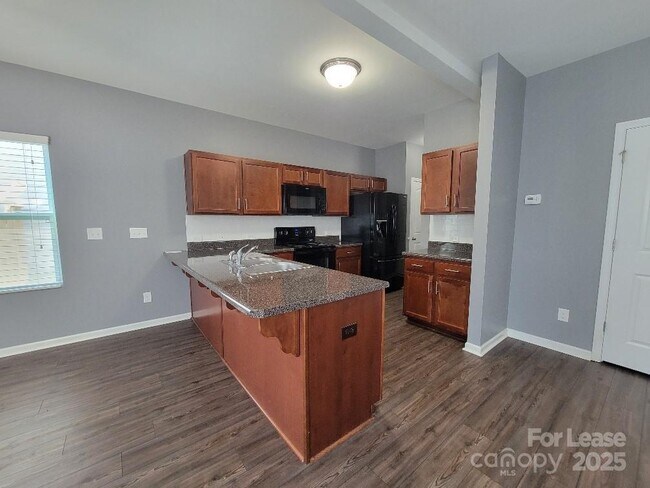 Building Photo - 1349 Haestad Ct