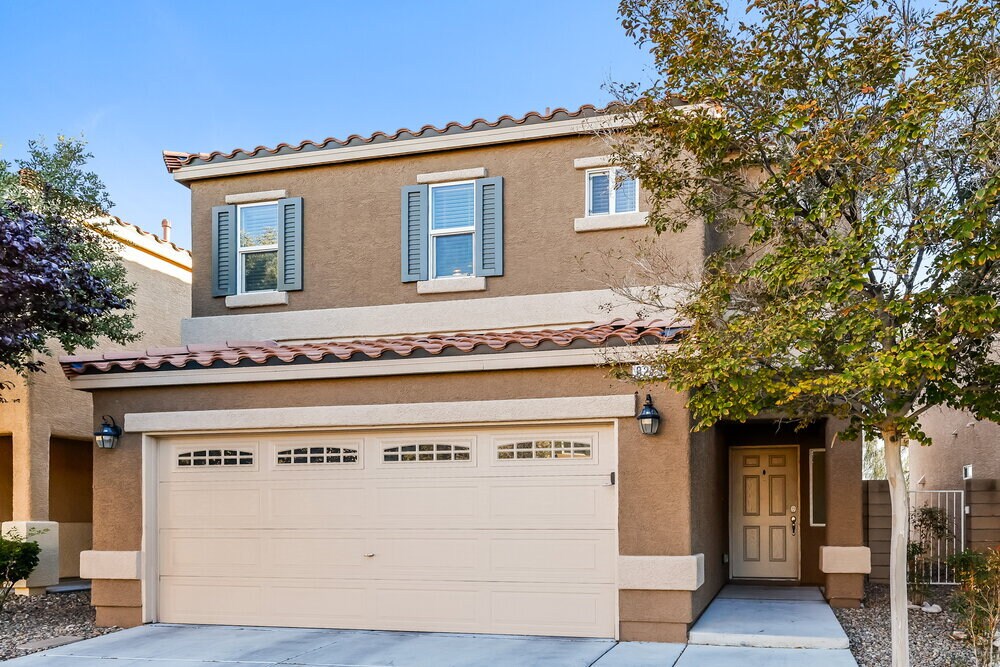 Building Photo - 8273 Oliver Twist Ln