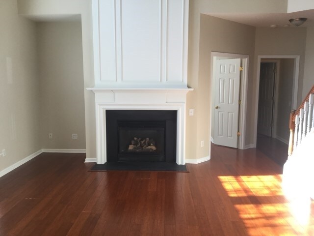 Building Photo - 5894 Crimson Oak Ct