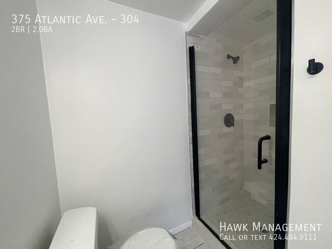 Building Photo - Available now! For Rent: Stunning Renovate...