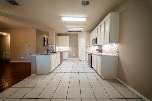 Building Photo - 1316 White Dove Ln