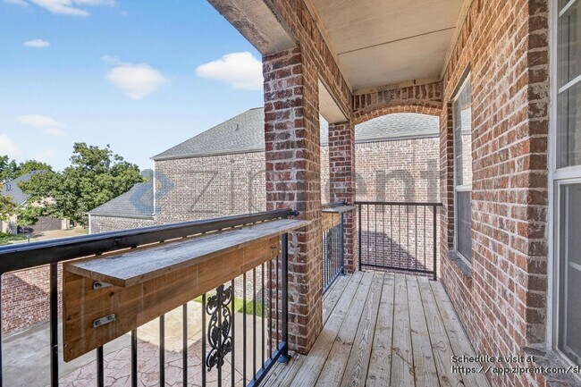 Building Photo - 4633 San Marcos Way