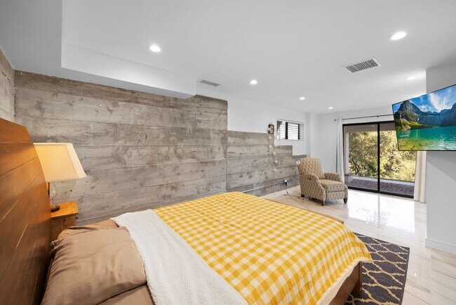 Building Photo - Stunning Mountain Views in Chino Hills for 2-bedroom