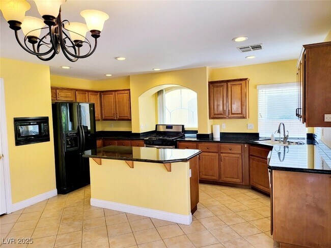 Building Photo - 10885 Fintry Hills St