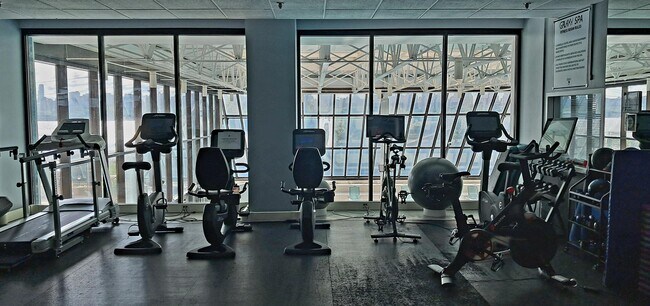 Building Photo - 7000 BLVD E