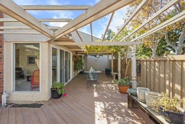 Building Photo - 17301 Peach
