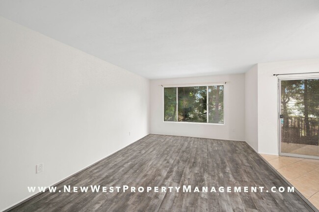 Building Photo - Renovated Pacific Beach 1 Bedroom at Pacif...