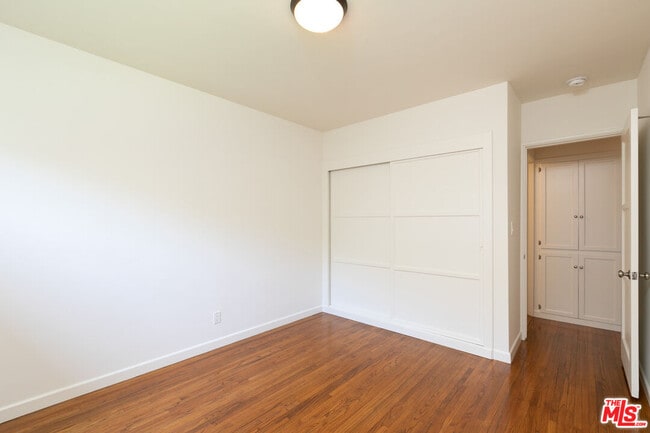 Building Photo - 12800 Stanwood Dr