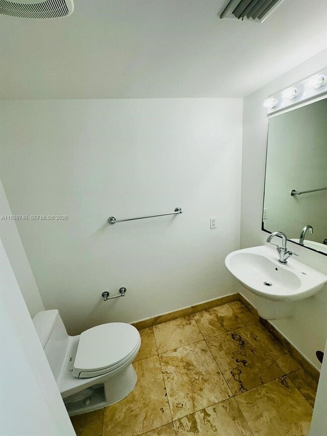 Building Photo - 41 SE 5th St