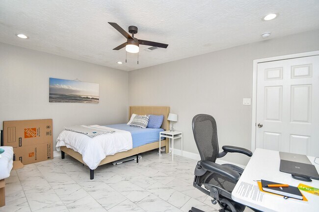 Building Photo - 7518 Teal Run Dr