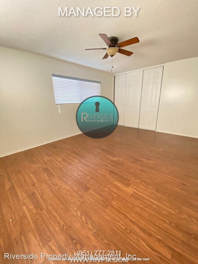 Building Photo - 3 br, 2 bath House - 340 E. Citron St