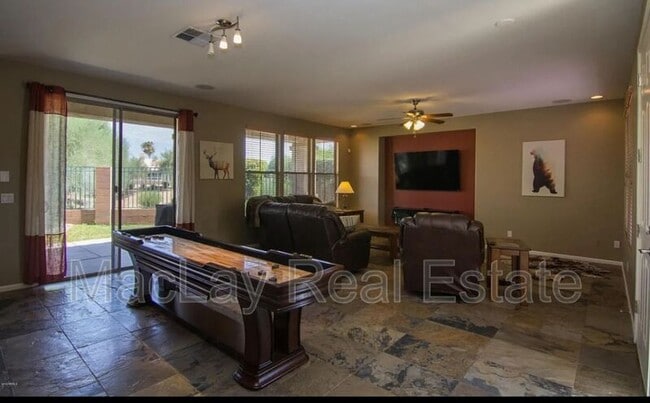 Building Photo - 2290 N 135th Dr