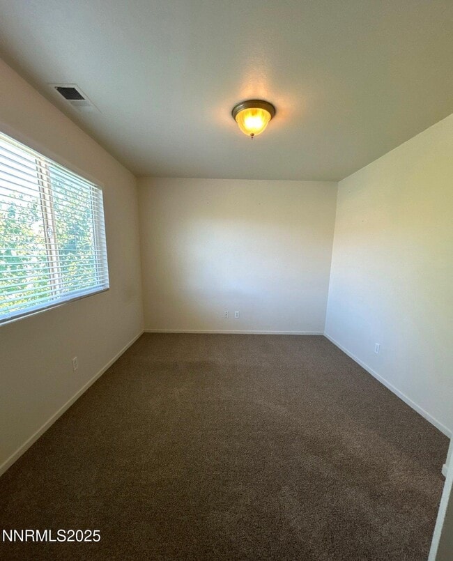 Building Photo - 5153 Lorenzo Ln