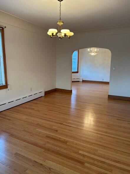 living room - 1440 Penn Ave