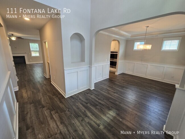 Building Photo - 111 Fontana Lake Rd