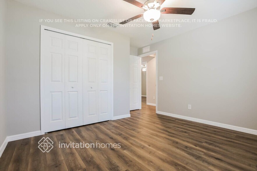 Building Photo - 23165 Lindale Ave