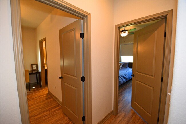 Building Photo - 8158 Luz de Luna St